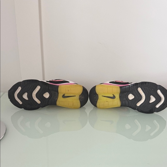 Nike Women’s Air Max 200 Pink ‘Have A Nike Day’ sneakers - Picture 8 of 9